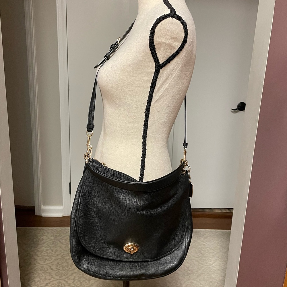 Coach shoulder bag